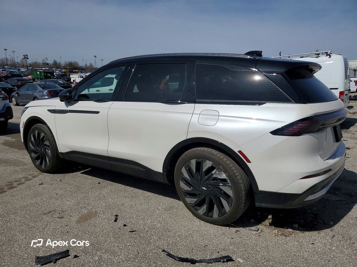 Lincoln Nautilus 2025