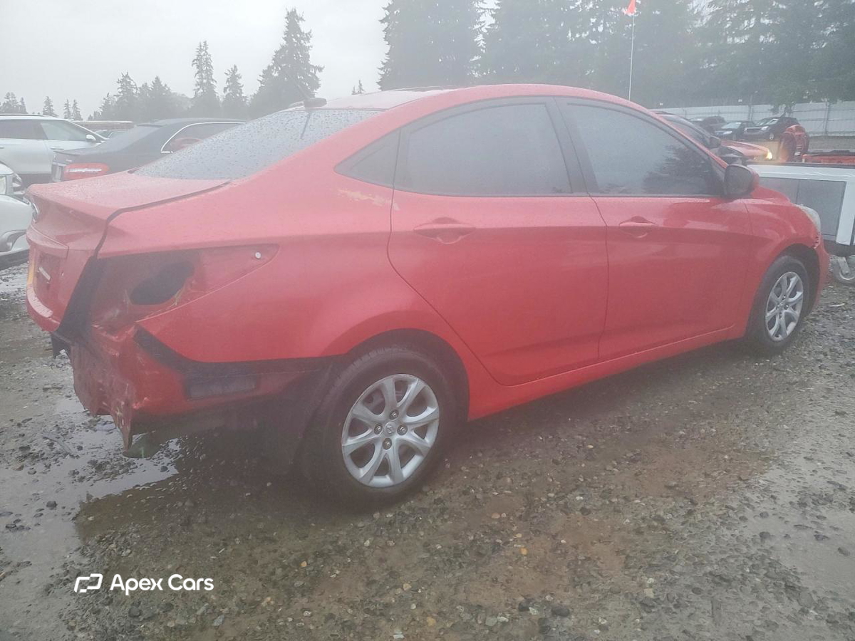 Hyundai Accent 2012