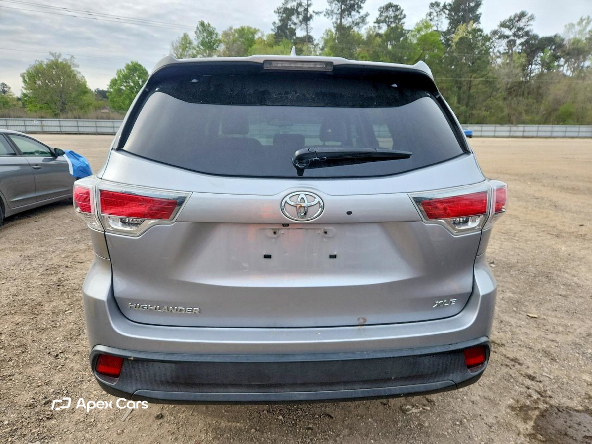 Toyota Highlander 2015