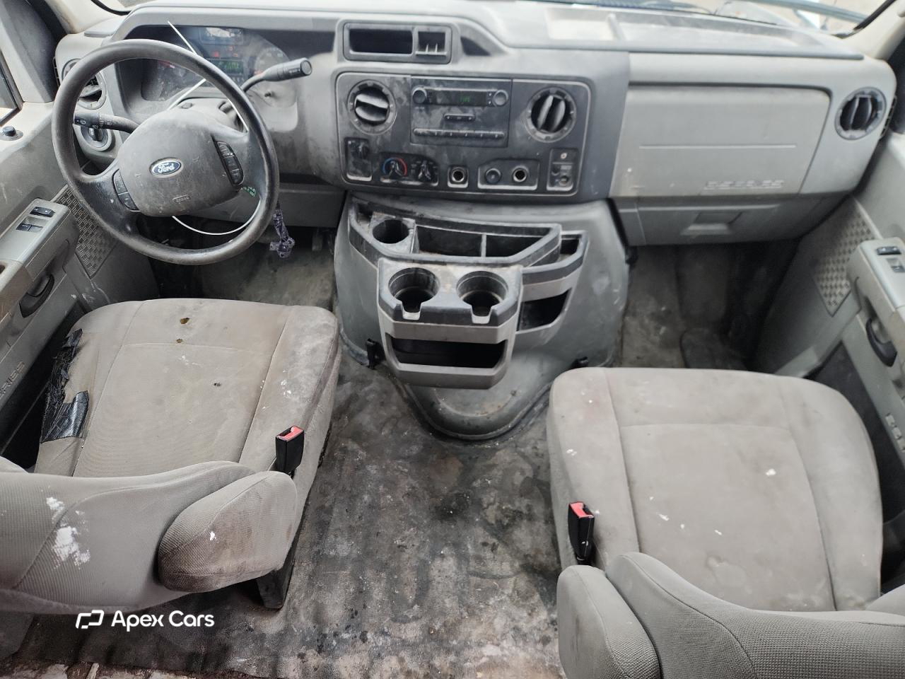 Ford Econoline 2014