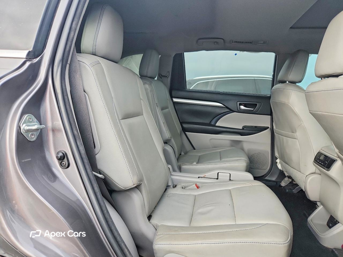 Toyota Highlander 2018