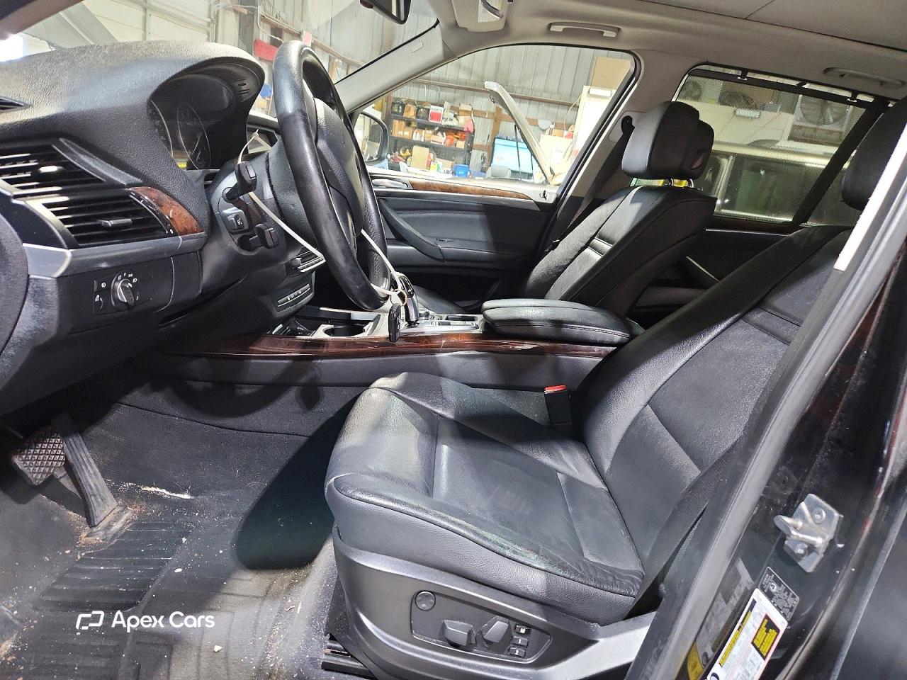 BMW X5 2011