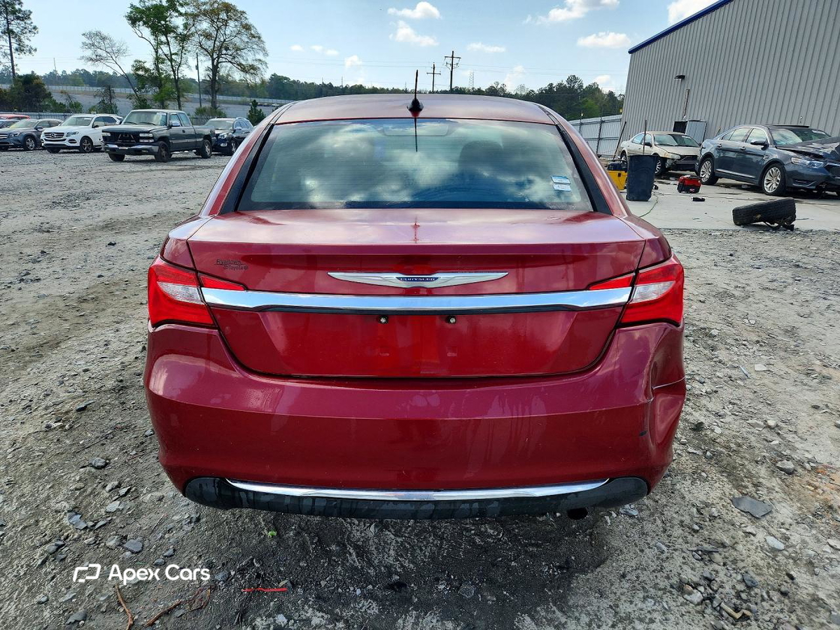 Chrysler 200 2013
