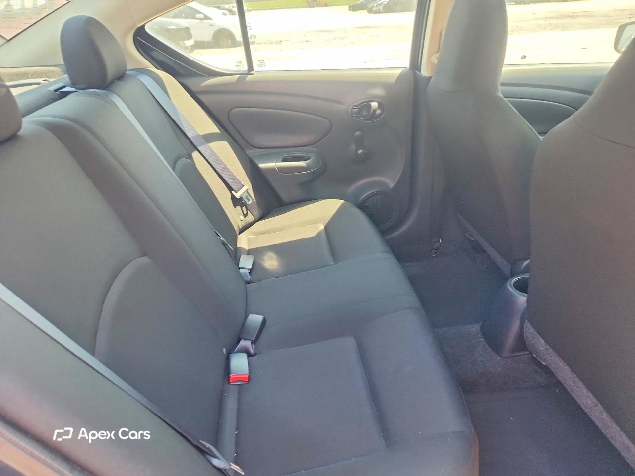 Nissan Versa 2016
