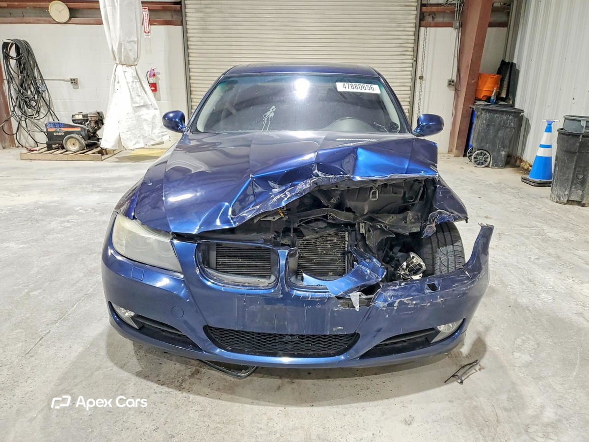 BMW Series 3 2011