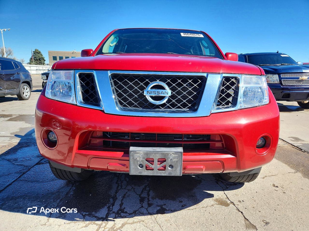 Nissan Pathfinder 2011