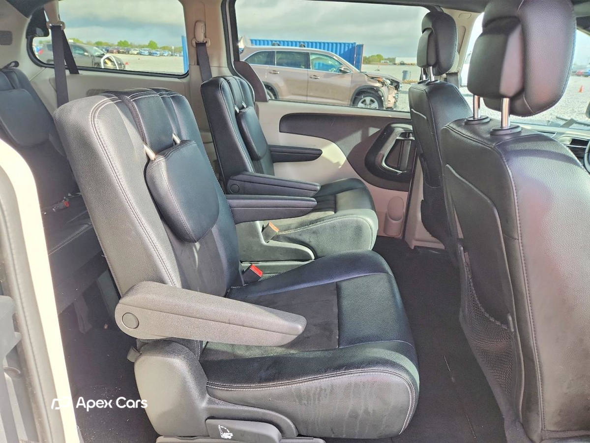 Dodge Caravan 2019