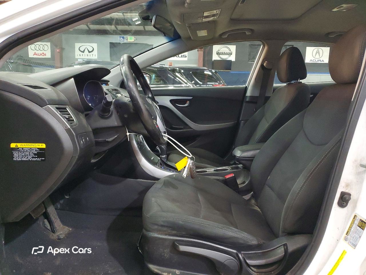 Hyundai Elantra 2016