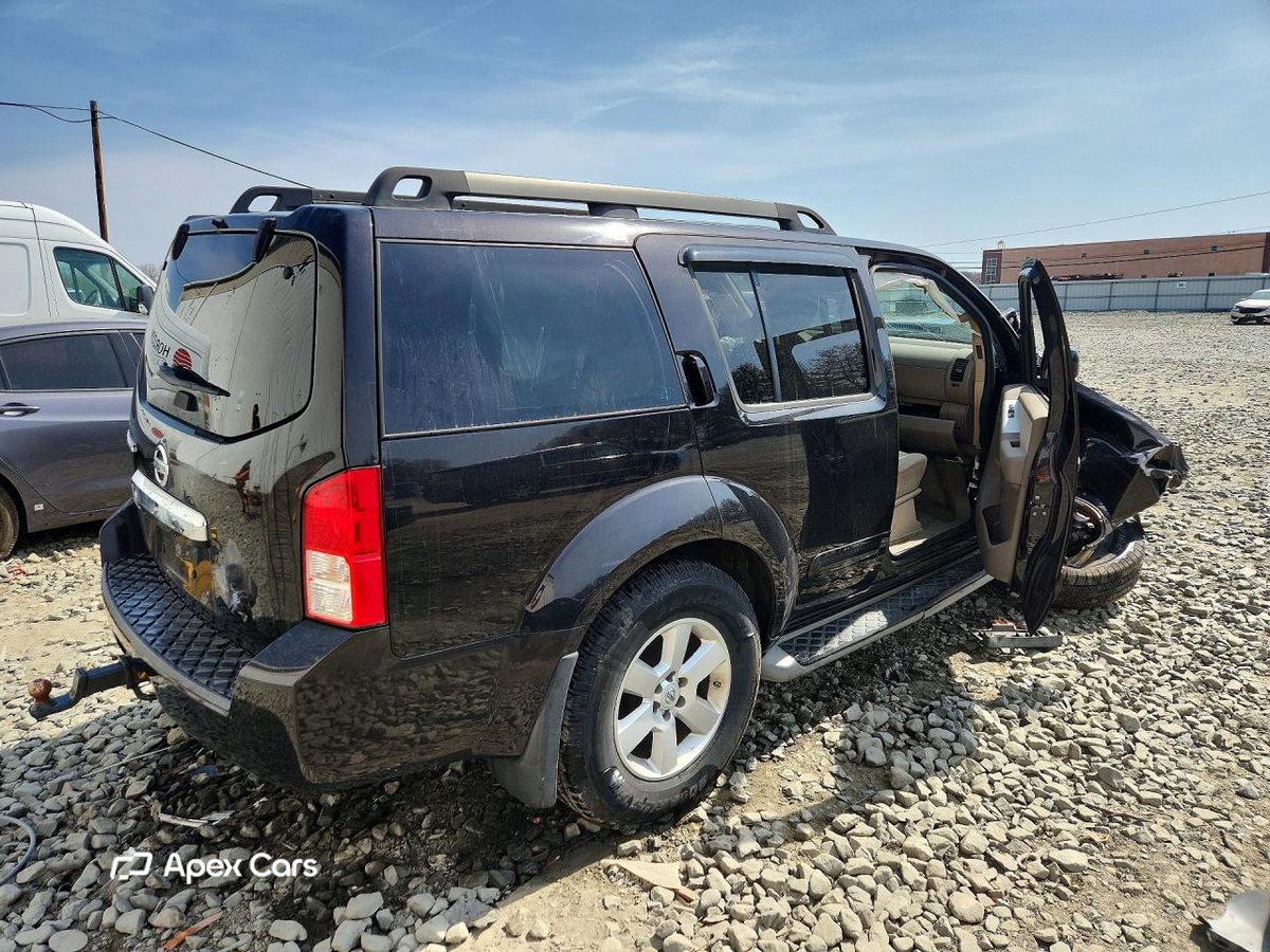Nissan Pathfinder 2012