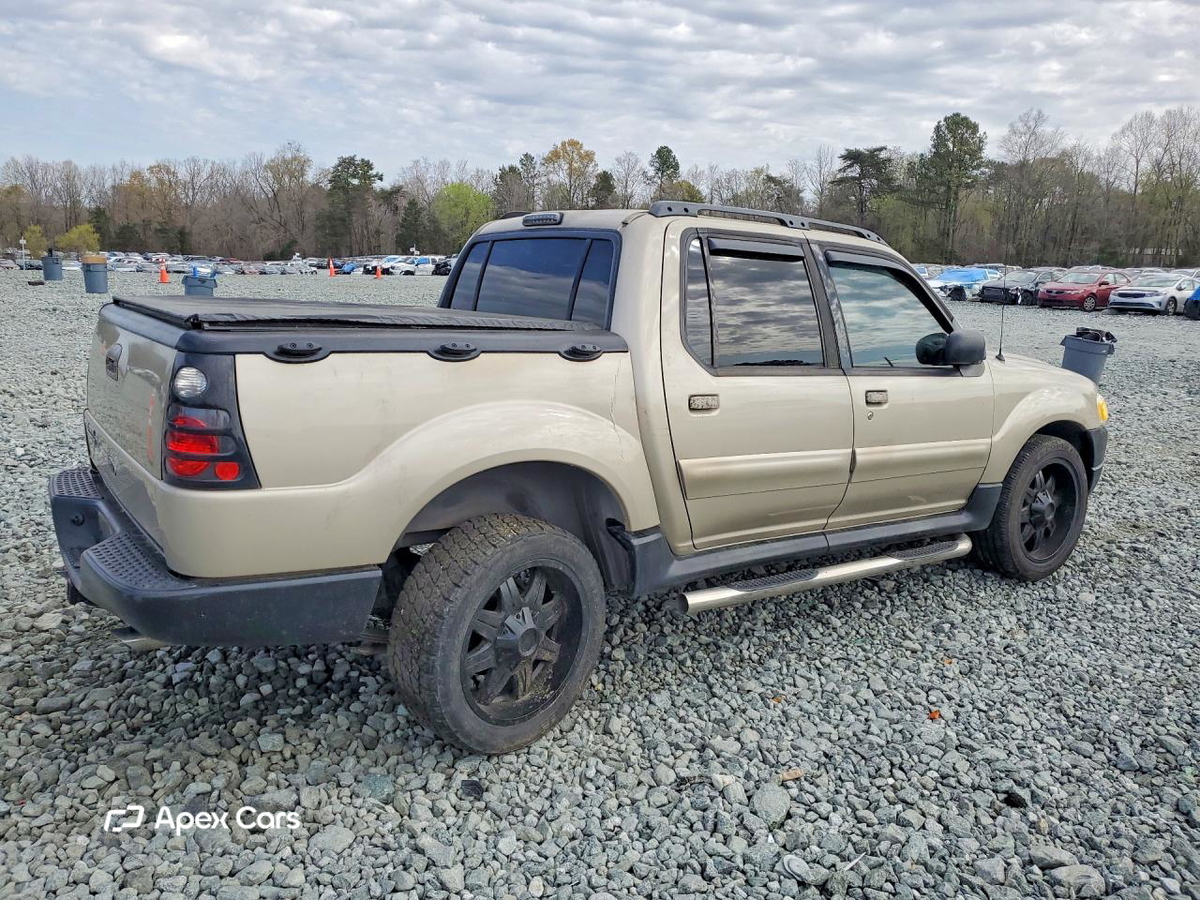 Ford Explorer 2004