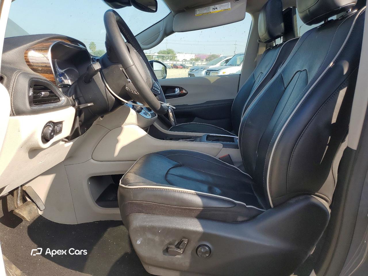 Chrysler Pacifica 2023