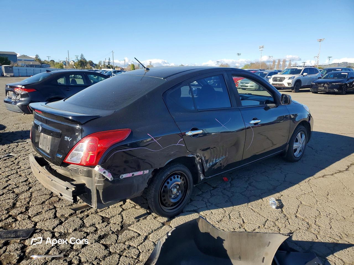 Nissan Versa 2014