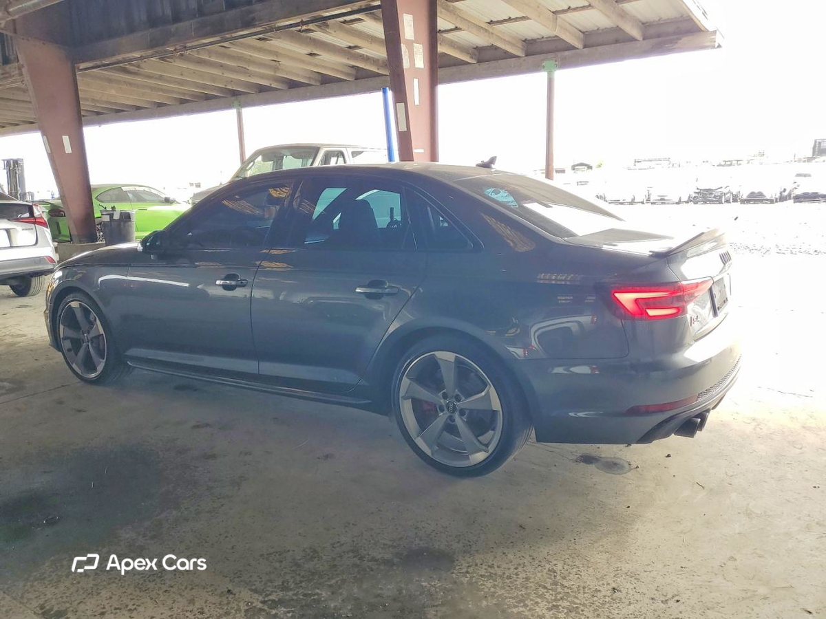 Audi RS4 2019