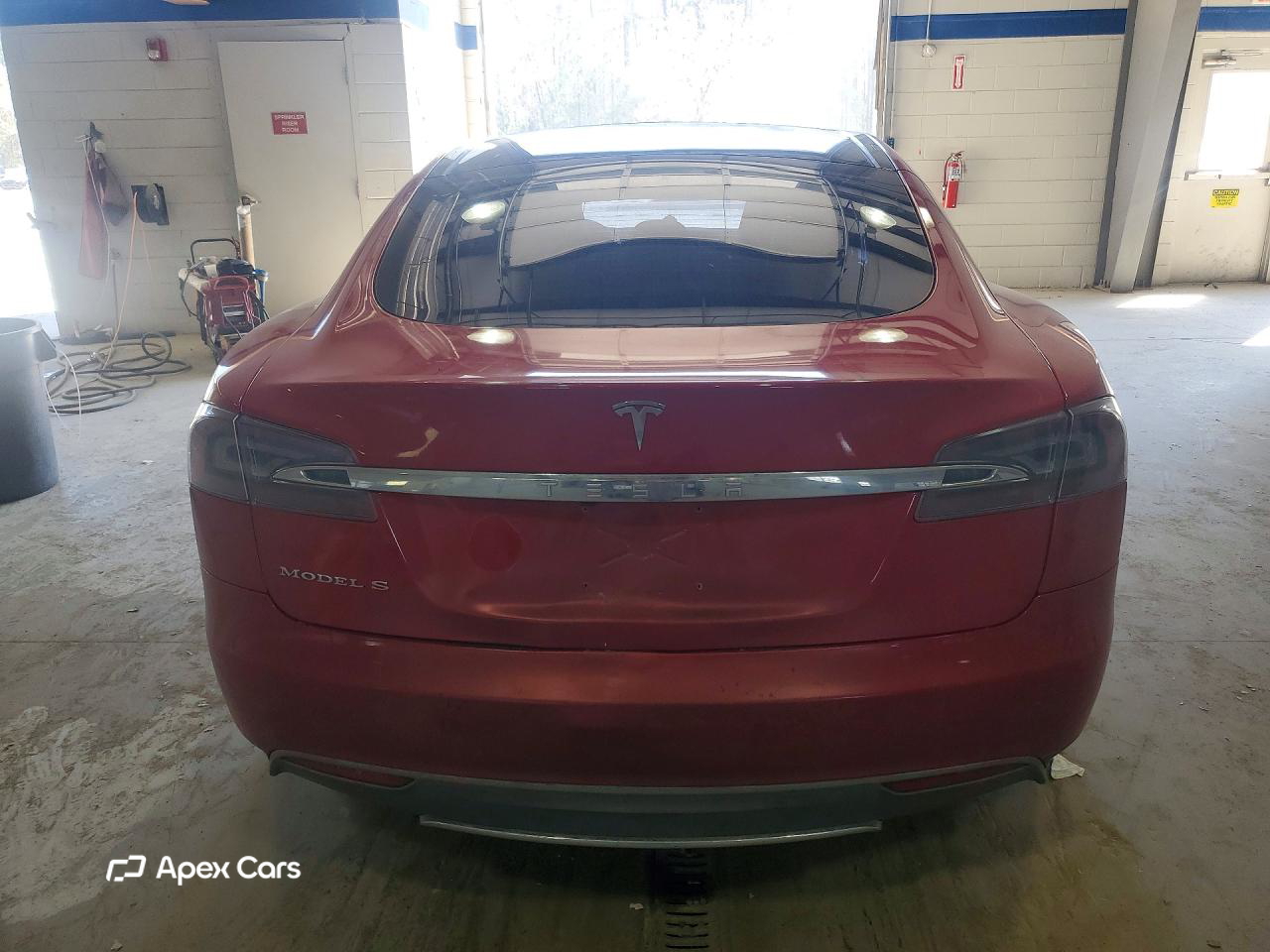 Tesla Model S 2014