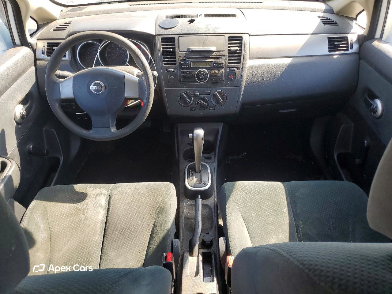 Nissan Versa 2011