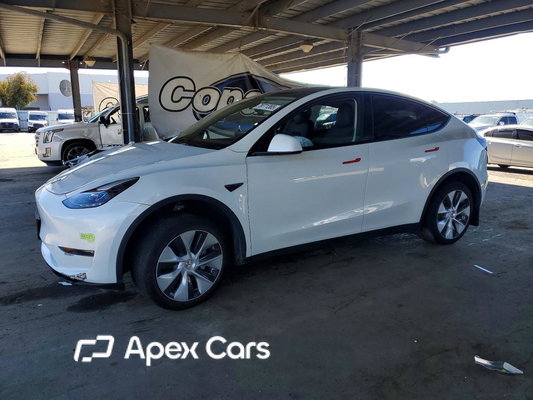 Tesla Model Y 2023 - Image 1 of 13