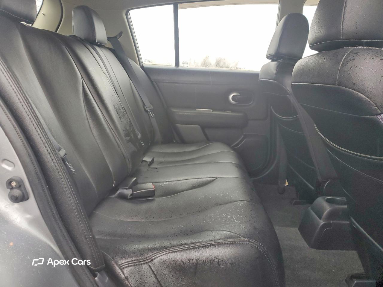 Nissan Versa 2012