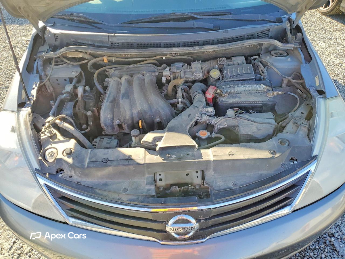 Nissan Versa 2012