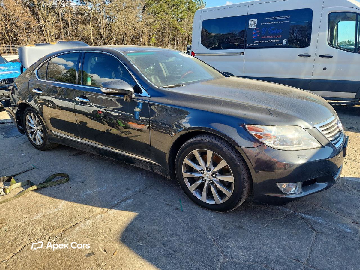 Lexus LS 2011