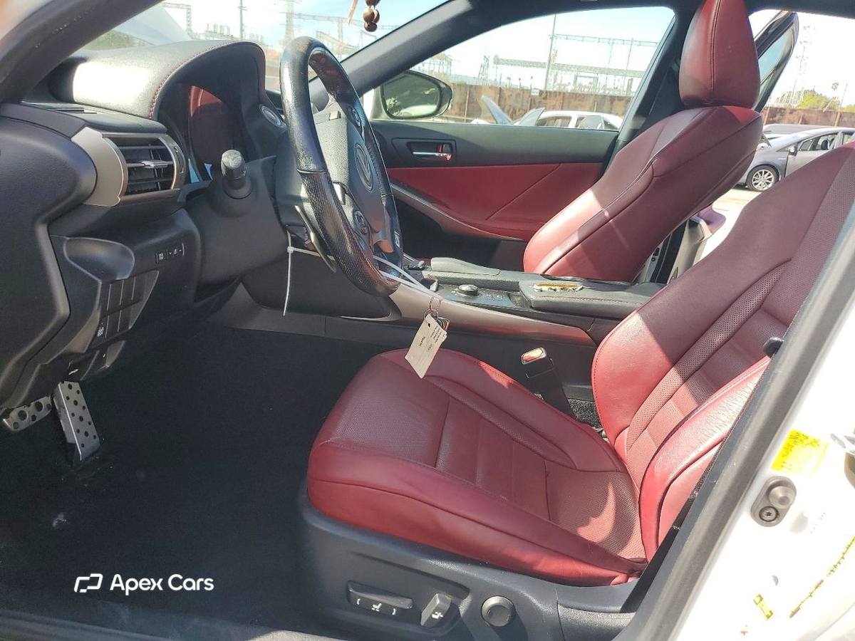 Lexus IS 2016