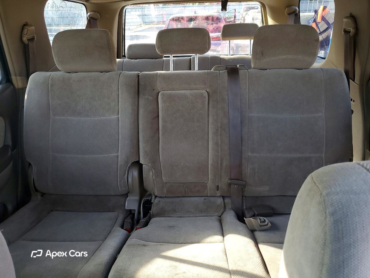 Toyota Sequoia 2004