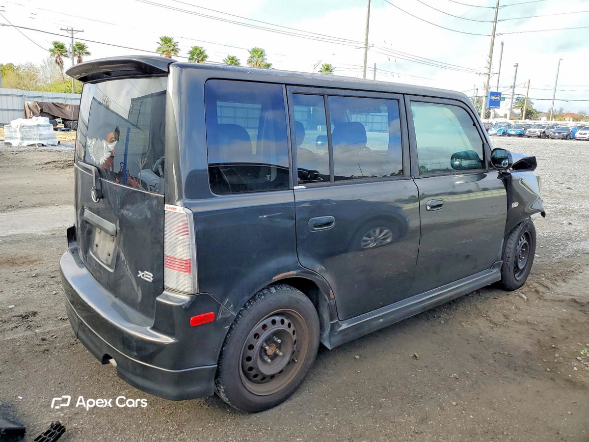 Scion xB 2006
