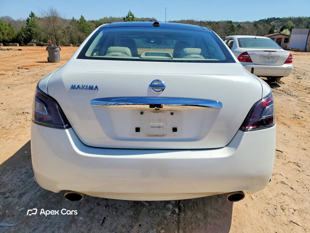 Nissan Maxima 2012