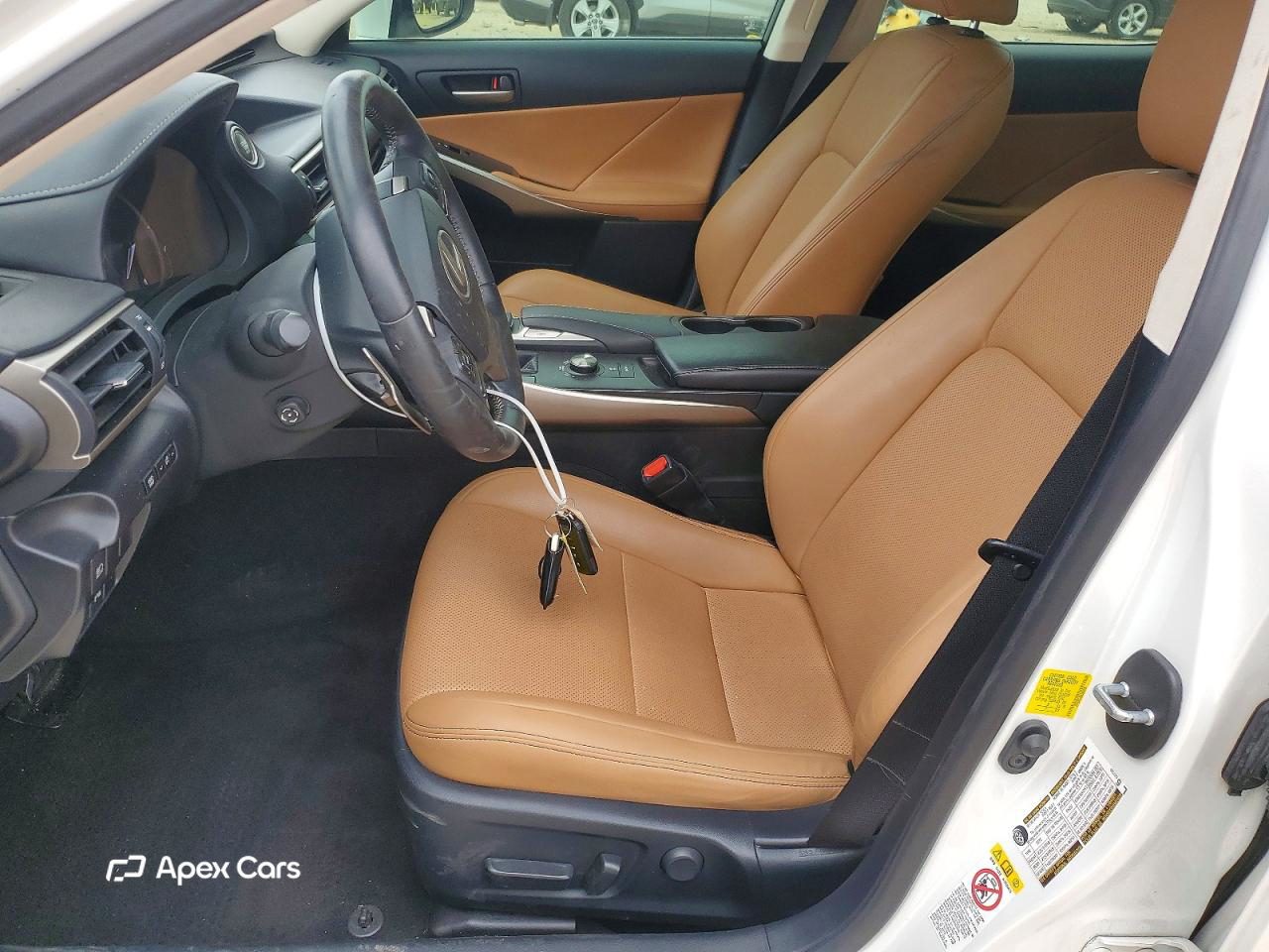 Lexus IS 2019