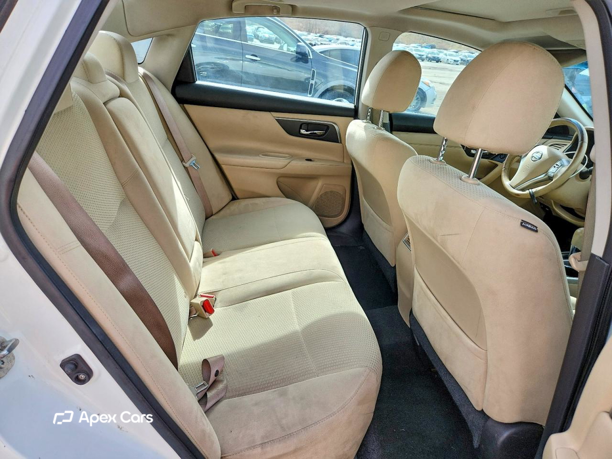Nissan Altima 2015