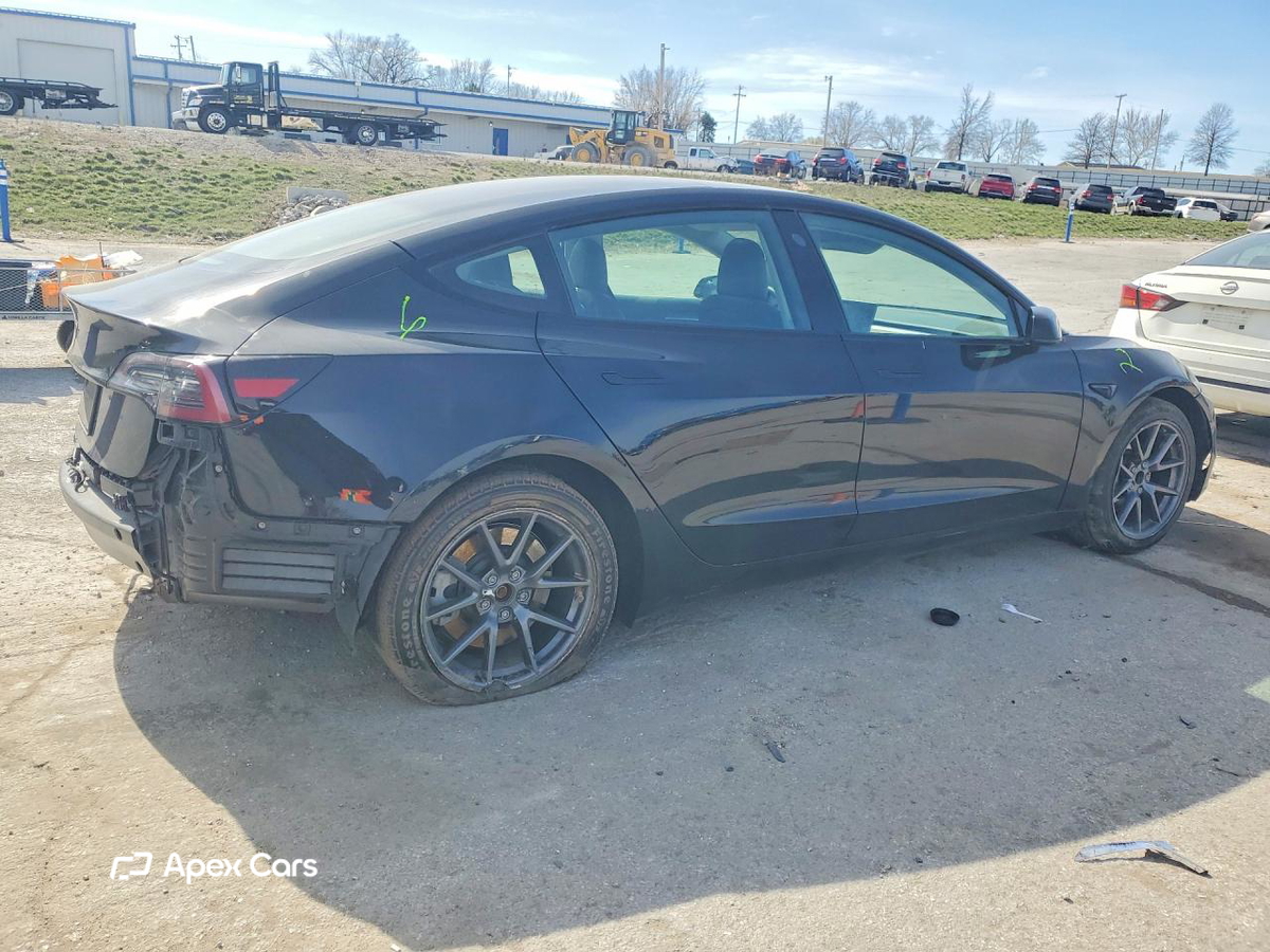 Tesla Model 3 2023