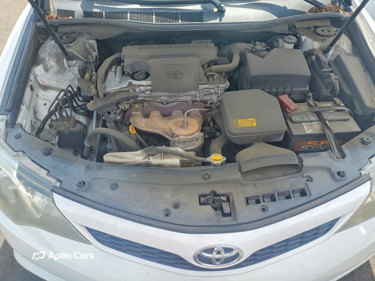 Toyota Camry 2012