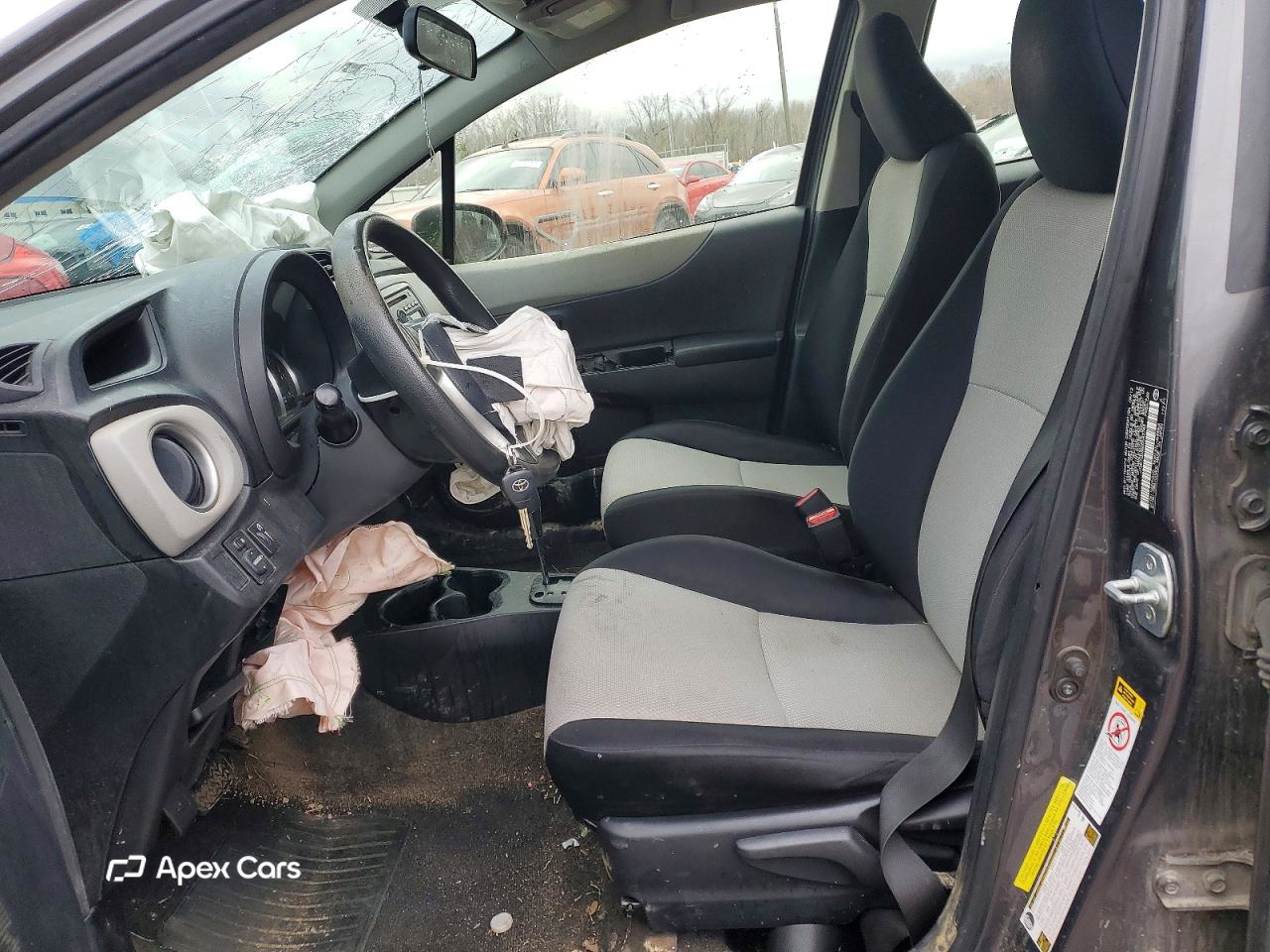 Toyota Yaris 2013