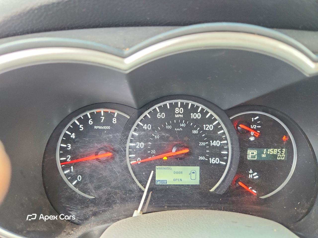 Nissan Quest 2014