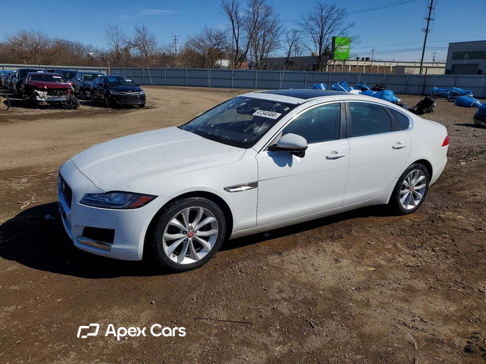 2018 Jaguar XF - Image 1 of 5
