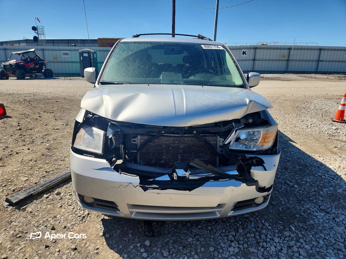 Dodge Caravan 2010