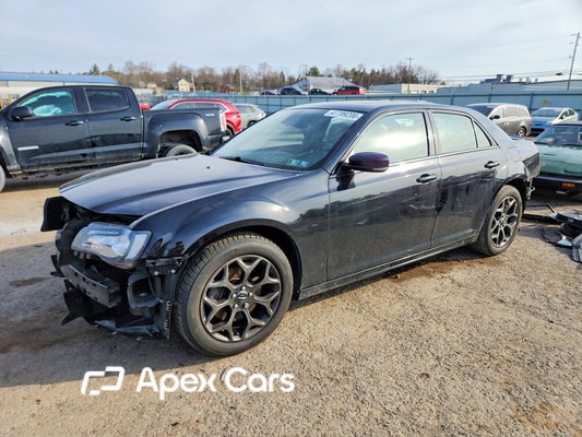 Chrysler 300 2018 - Image 1 of 13