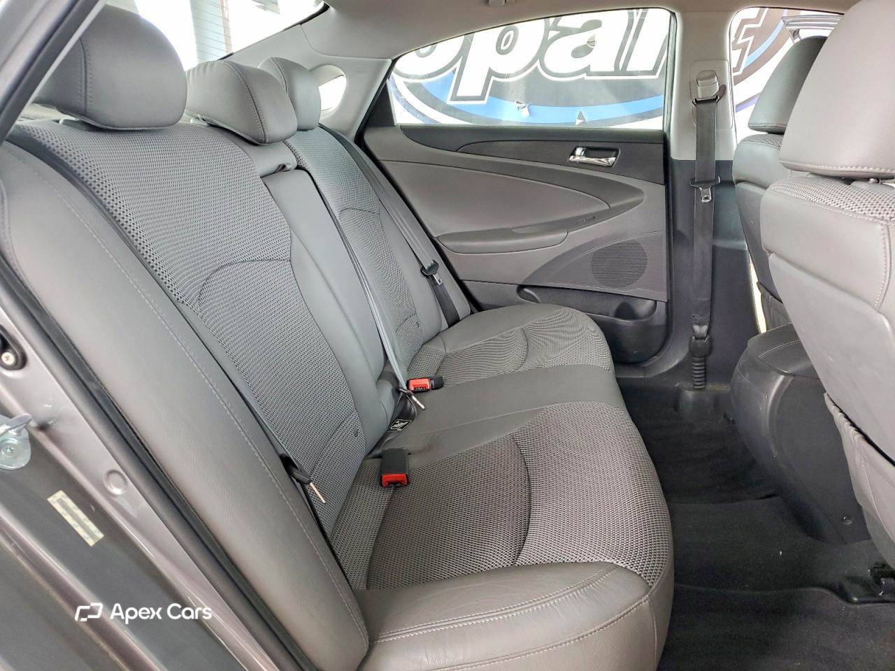 Hyundai Sonata 2011