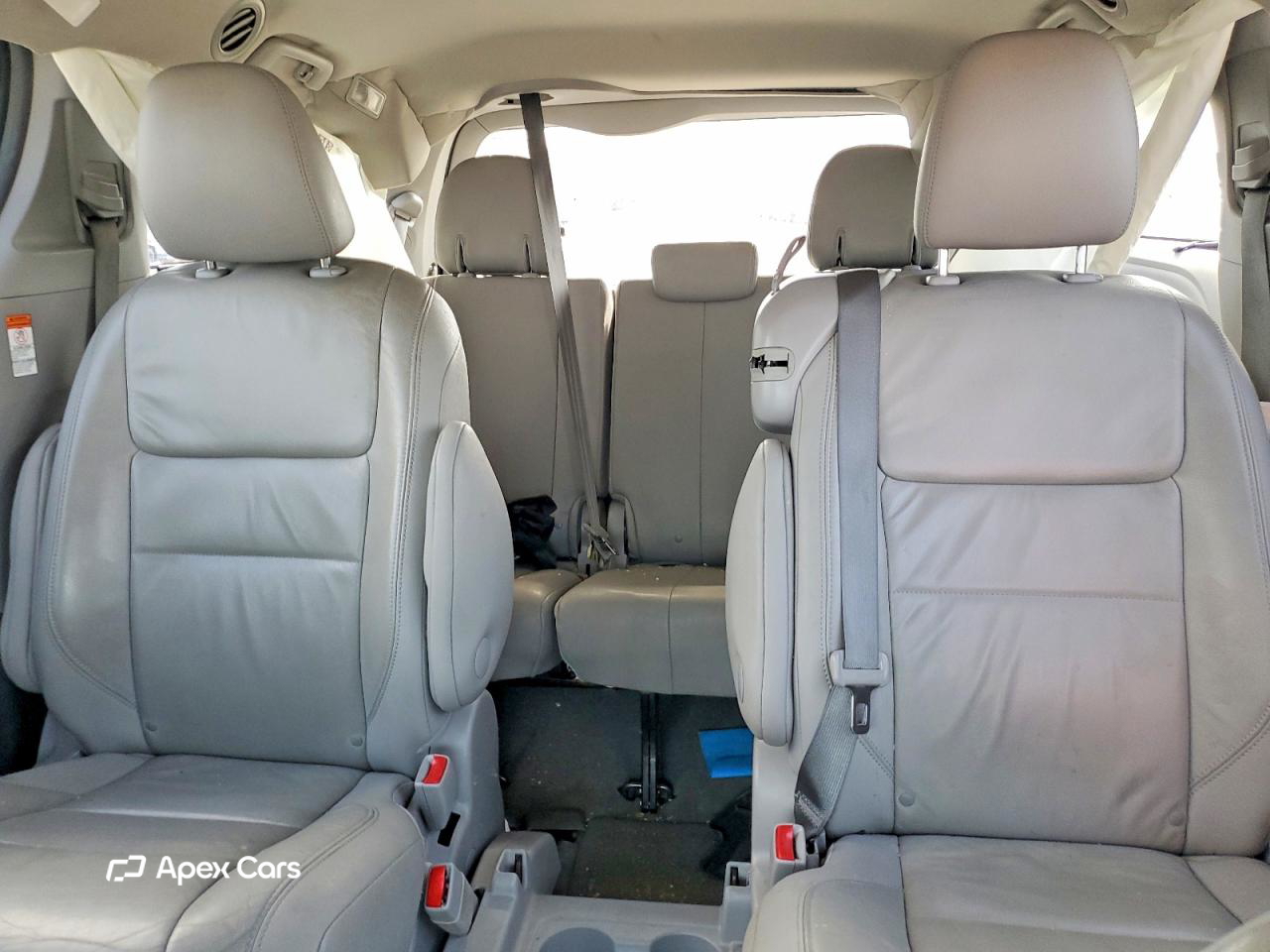 Toyota Sienna 2015