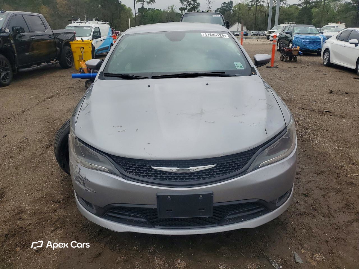 Chrysler 200 2015
