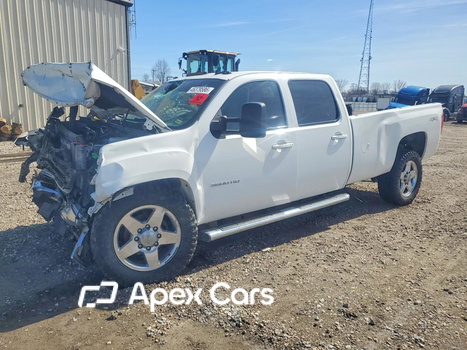 GMC Sierra 2011 - Image 1 of 14
