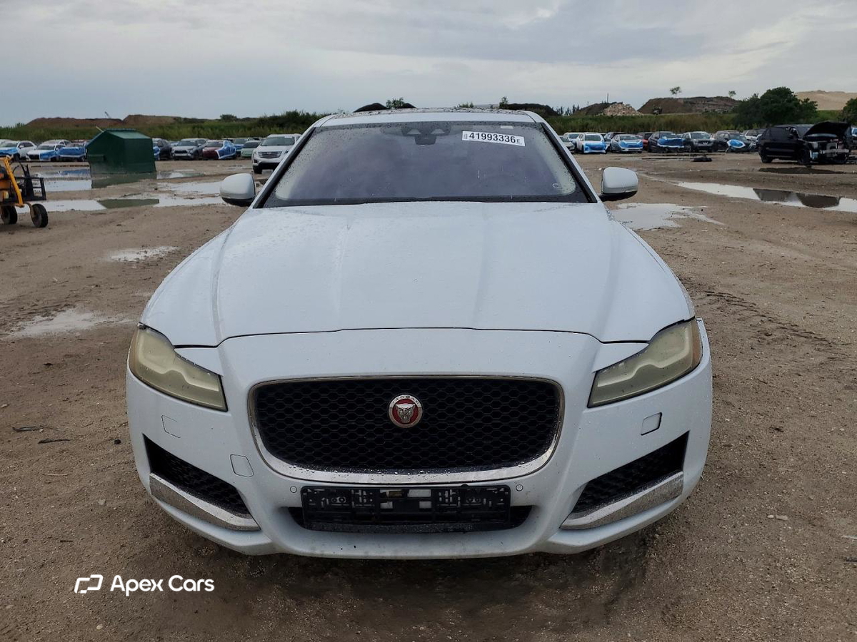 Jaguar XF 2016