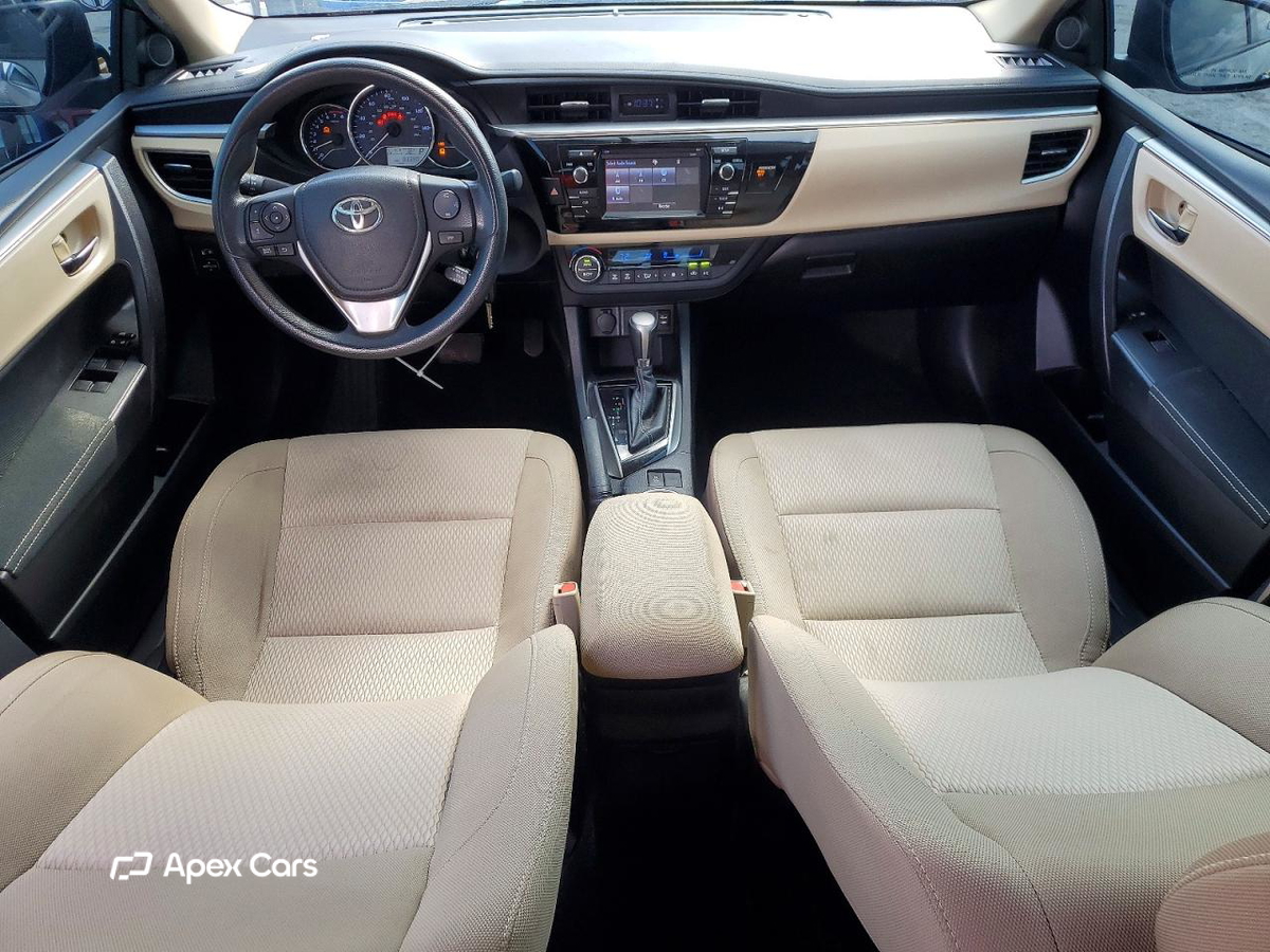 Toyota Corolla 2015