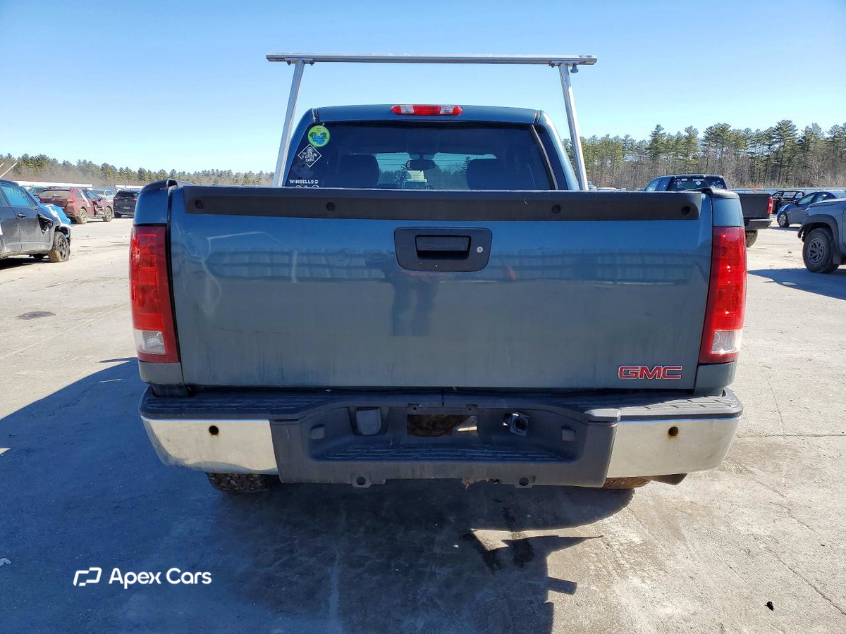GMC Sierra 2010