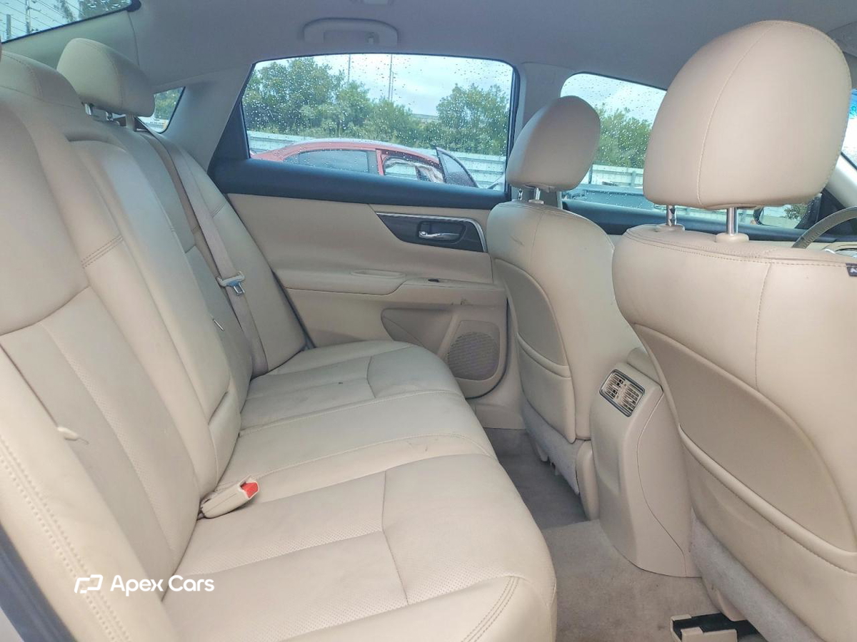 Nissan Altima 2014