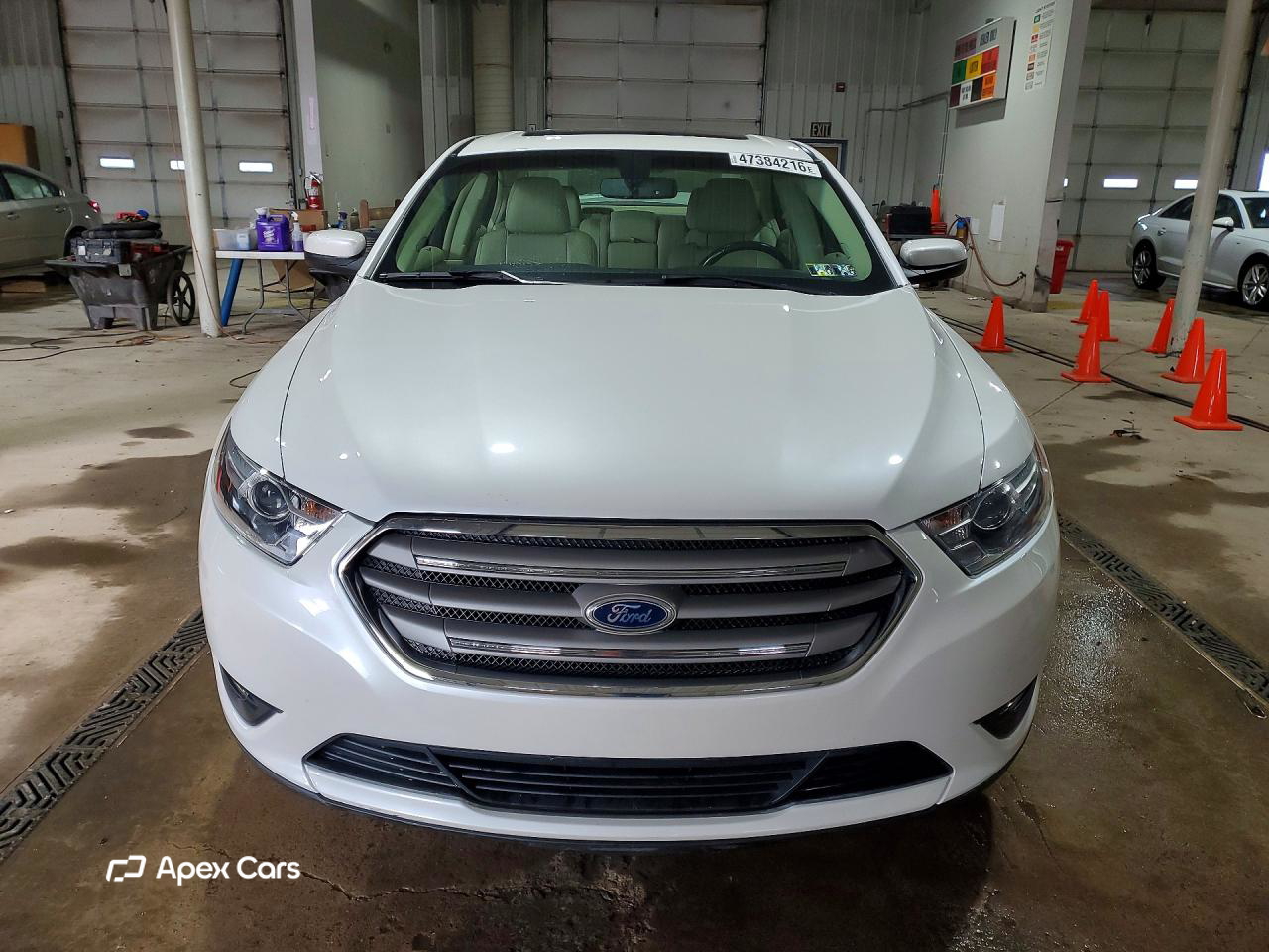 Ford Taurus 2013