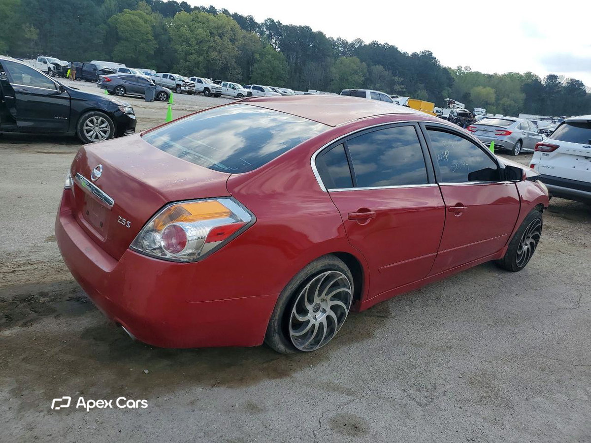 Nissan Altima 2009
