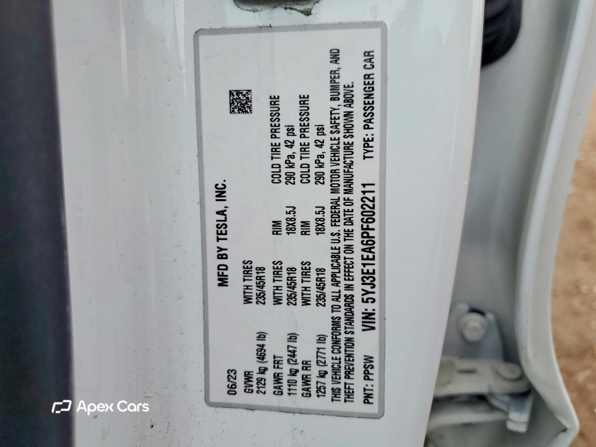 Tesla Model 3 2023