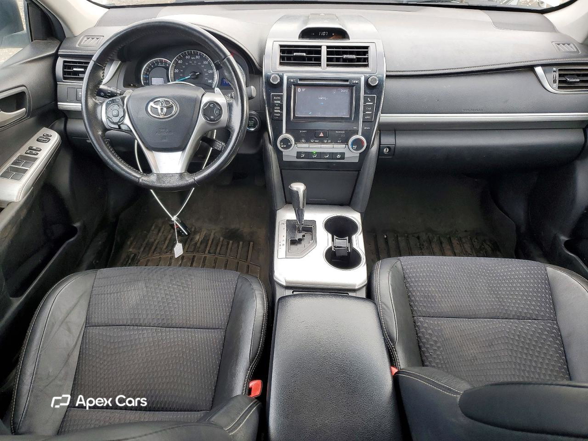 Toyota Camry 2012