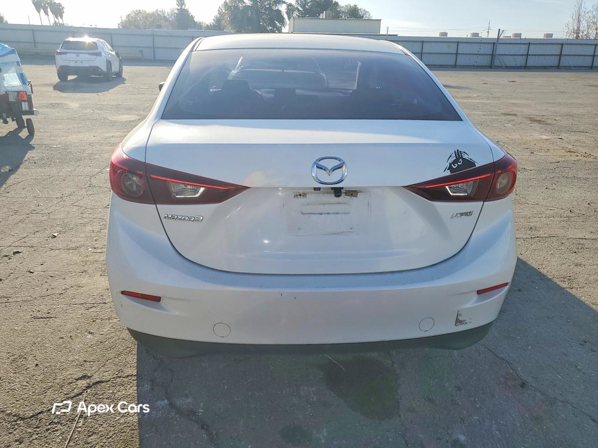 Mazda 3 2016
