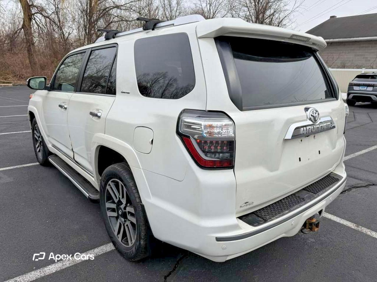 Toyota 4Runner 2017